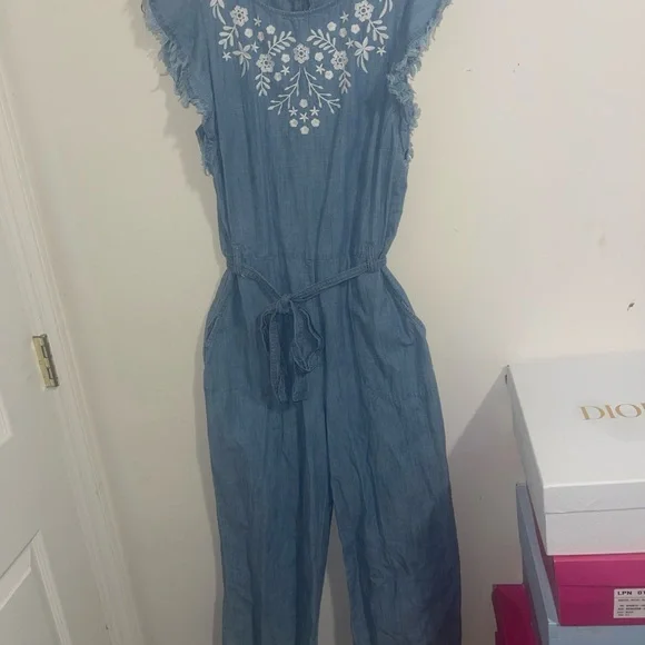 Blue Vince Camuto jumpsuit. - Picture 1 of 5